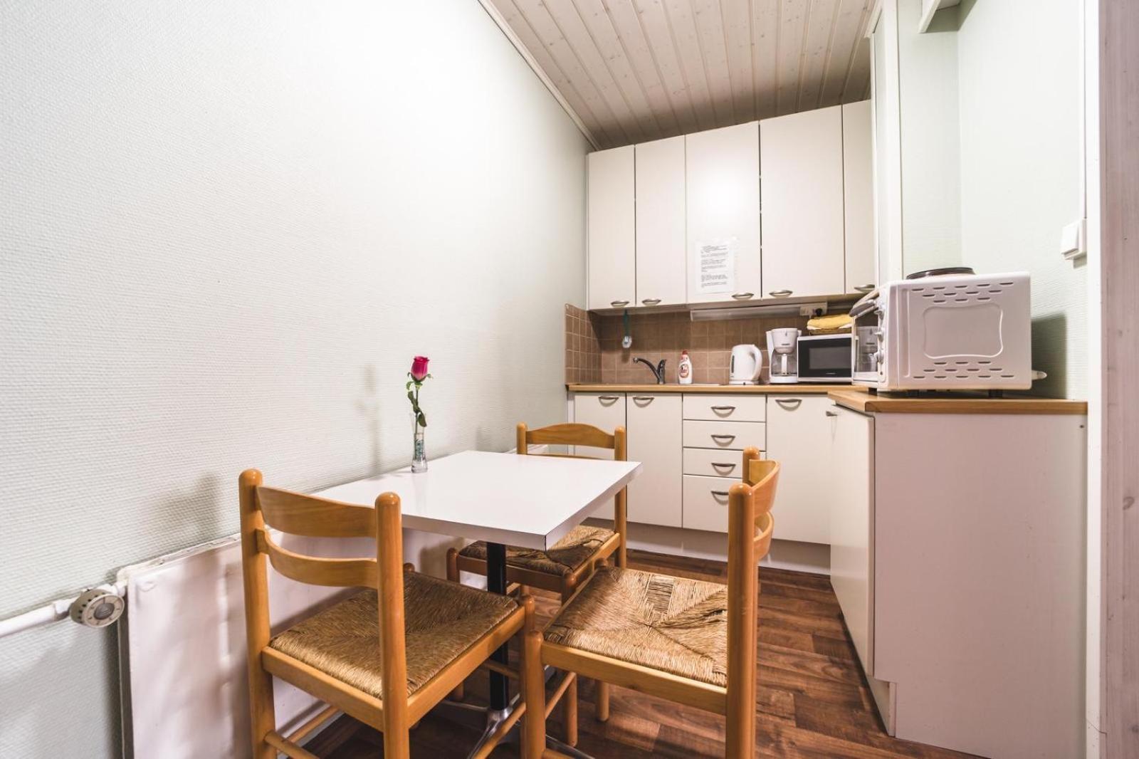 Jaemsaen Gasthaus Eksteriør billede