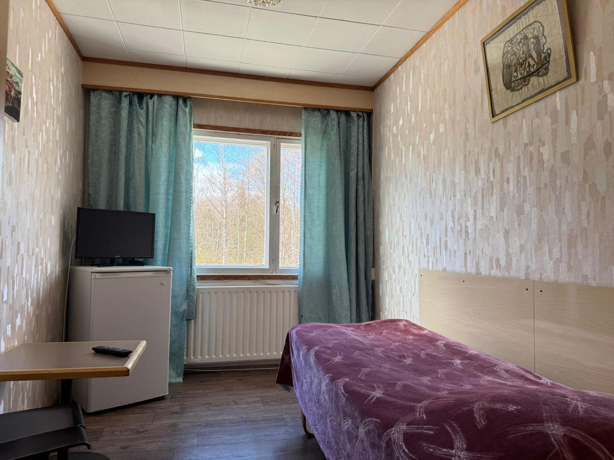 Jaemsaen Gasthaus Eksteriør billede